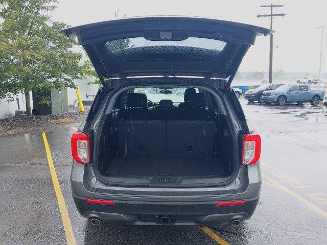 Certified 2023 Ford Explorer XLT w/ Equipment Group 202A AWD/4WD image 28