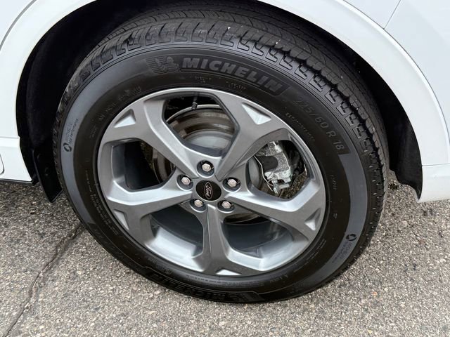 Certified 2023 Ford Escape ST-Line Select image 5