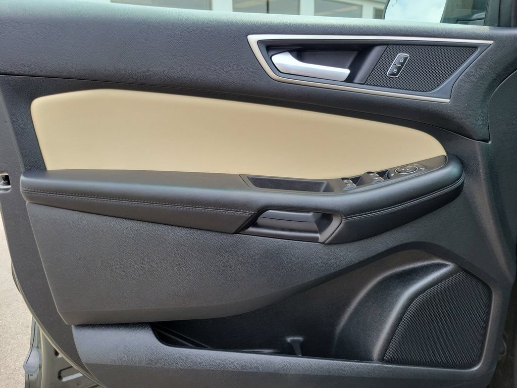 Certified 2023 Ford Edge SEL w/ Convenience Package AWD/4WD image 17