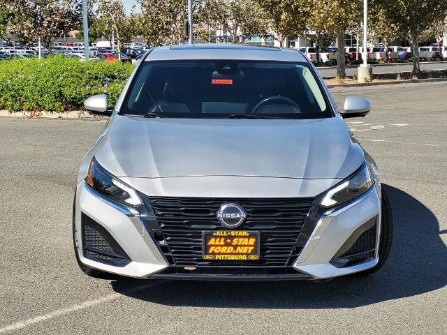 Used 2023 Nissan Altima 2.5 SL FWD image 2