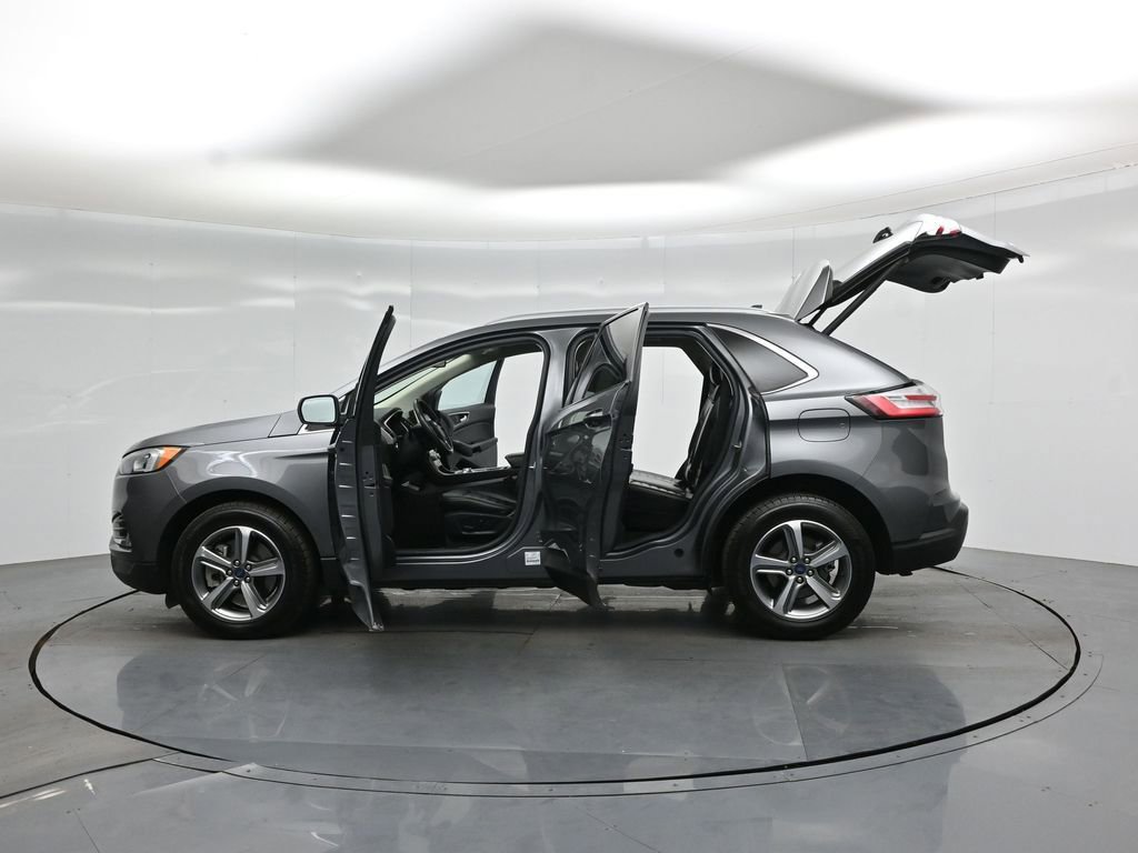 Certified 2021 Ford Edge SEL w/ Convenience Package image 38