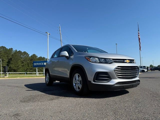 Used 2021 Chevrolet Trax LS FWD image 9