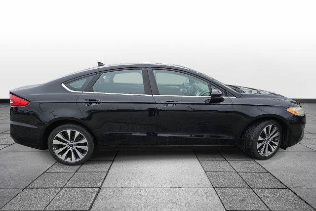 Certified 2020 Ford Fusion SE AWD/4WD image 4