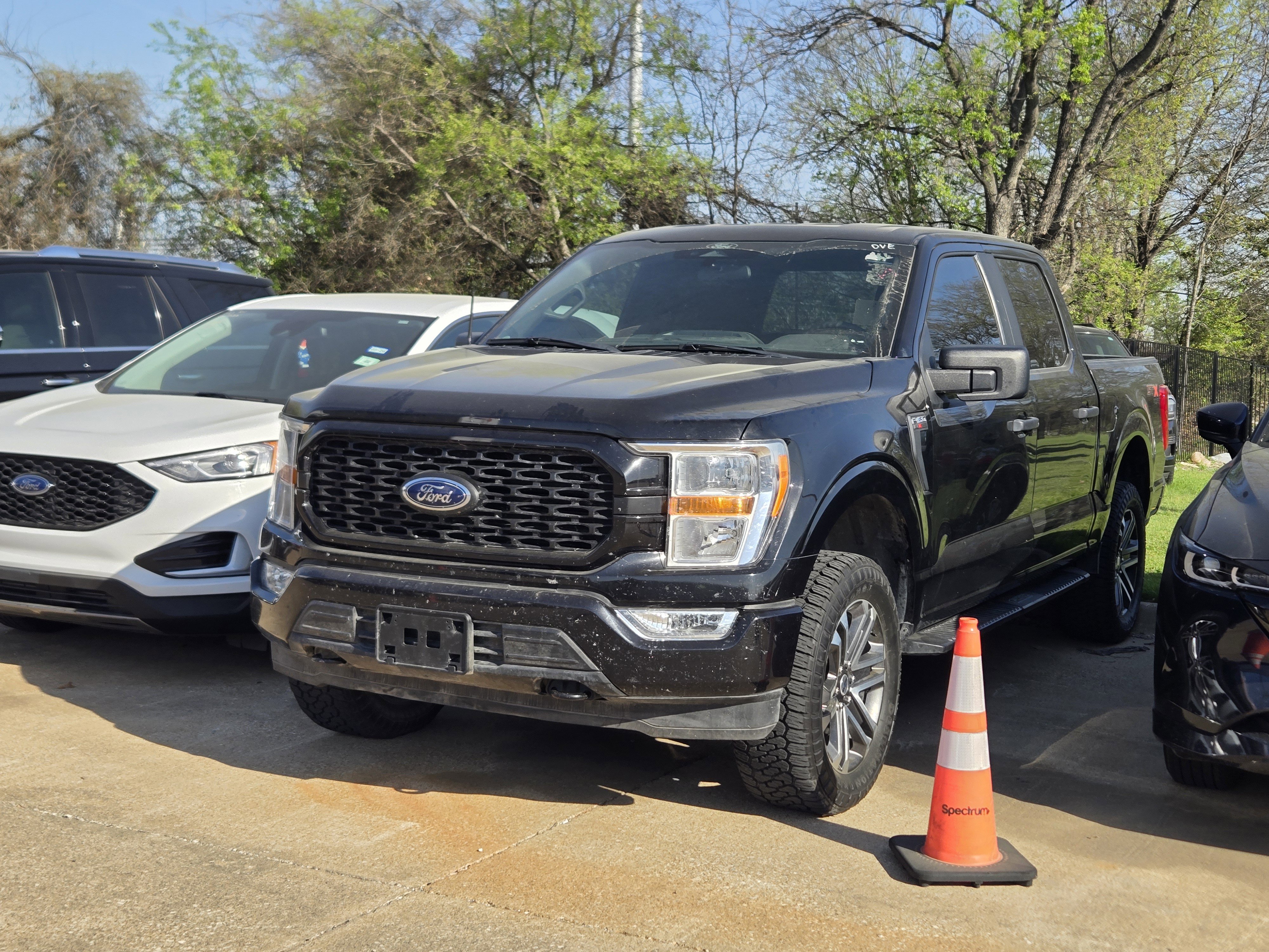 Certified 2022 Ford F150 XL w/ STX Appearance Package image 3