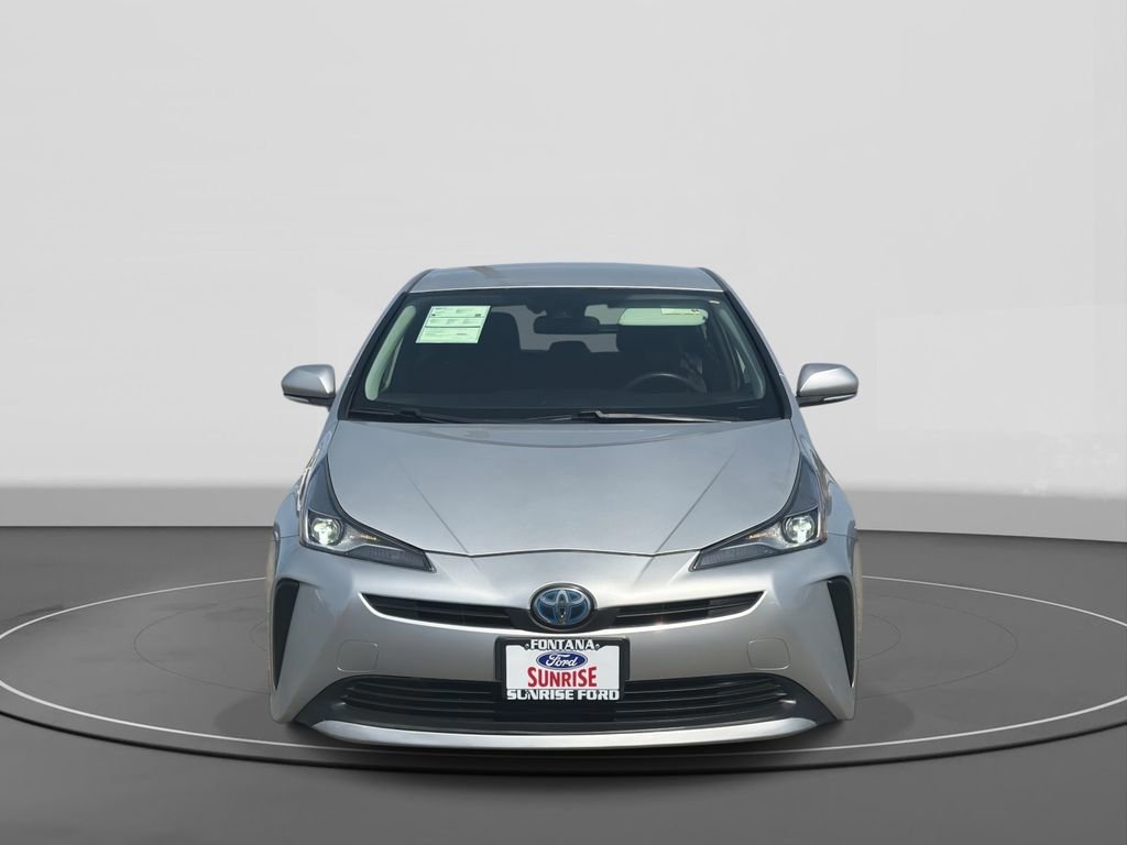 Used 2019 Toyota Prius L Eco w/ Carpet Mat Package image 6
