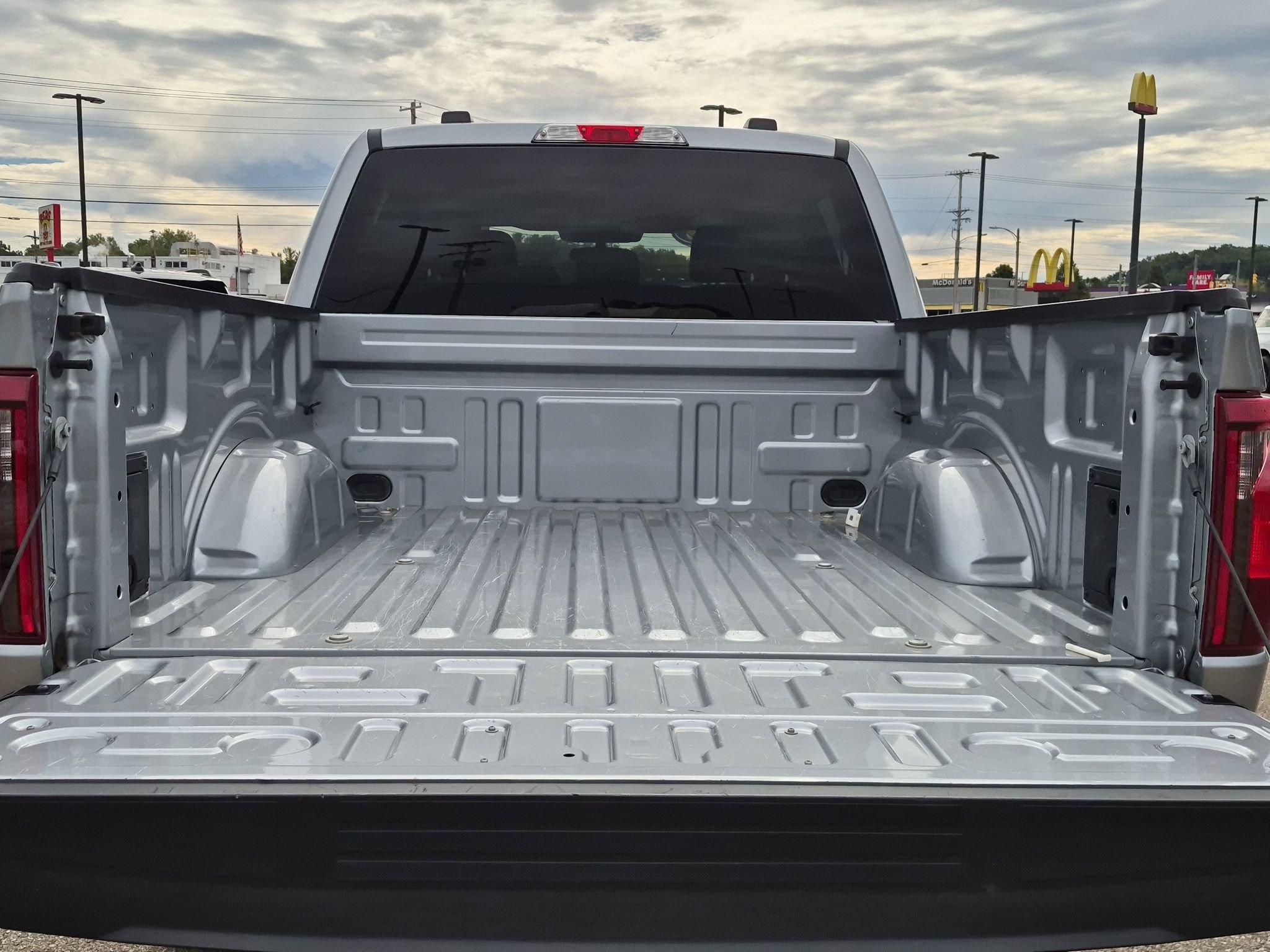 Certified 2025 Ford F150 XLT w/ Equipment Group 301A Standard AWD/4WD image 8