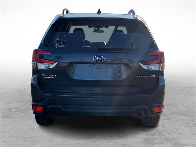 Used 2019 Subaru Forester Premium w/ All-Weather Package image 5