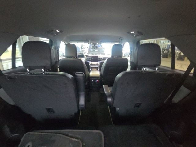 Certified 2022 Ford Explorer XLT w/ Equipment Group 202A image 13