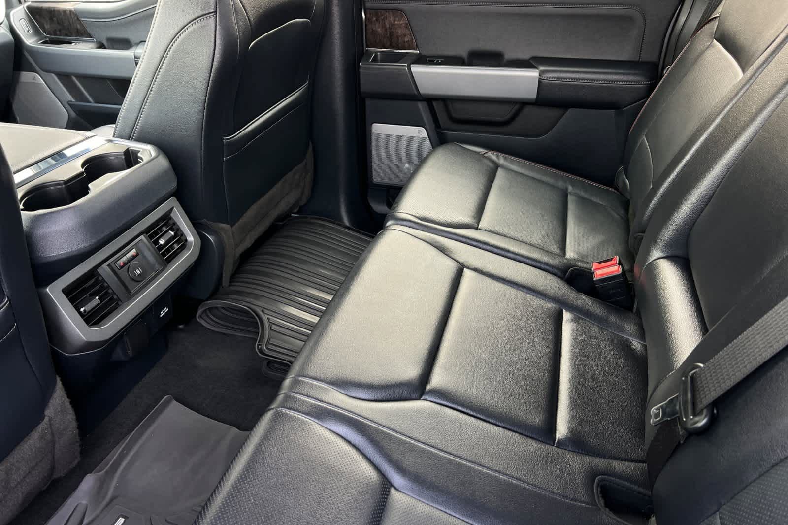 Certified 2023 Ford F250 Lariat w/ FX4 Off-Road Package image 4