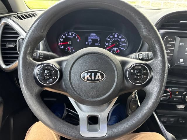 Used 2020 Kia Soul S FWD image 18