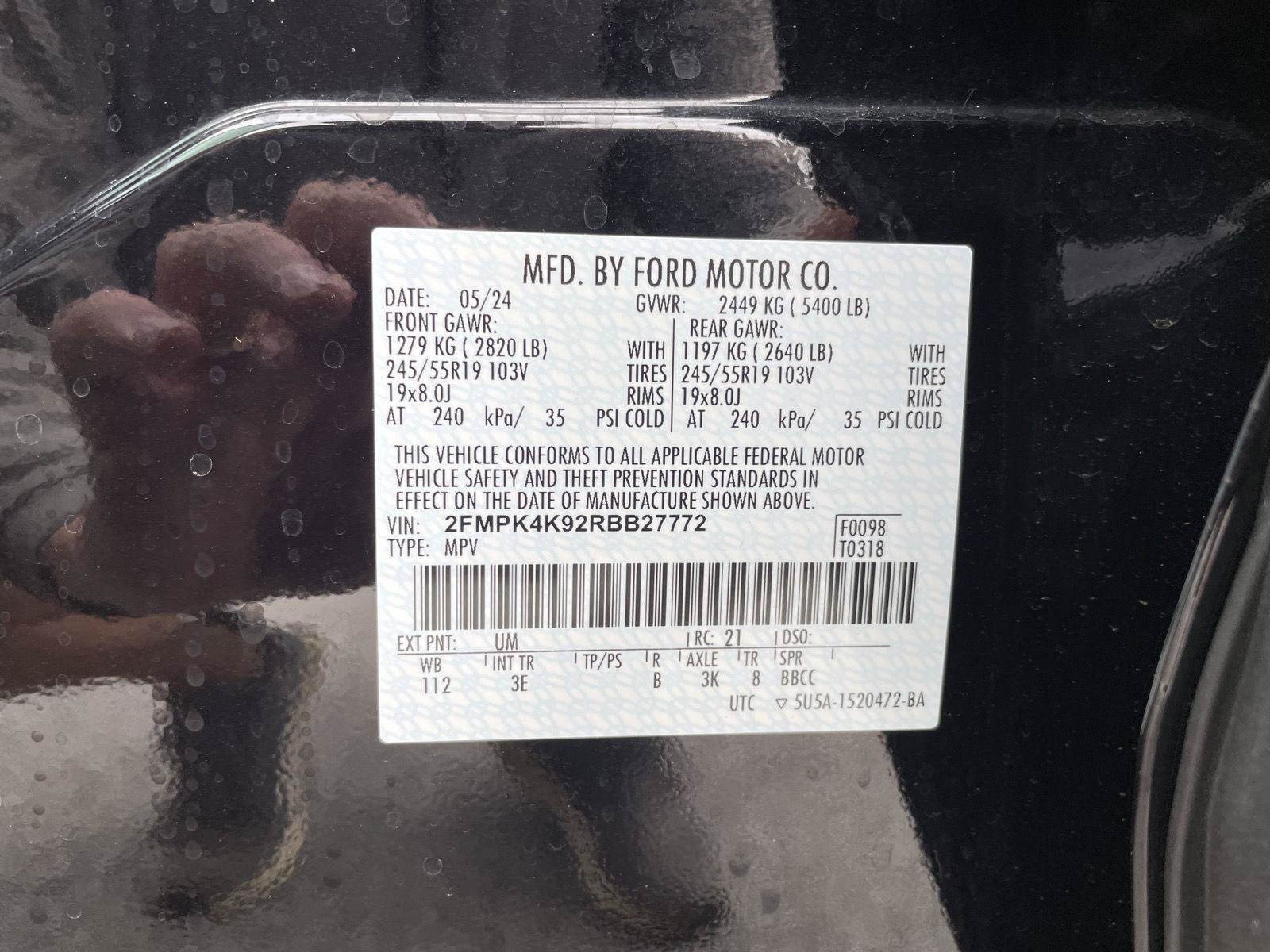 Certified 2024 Ford Edge Titanium AWD/4WD image 31