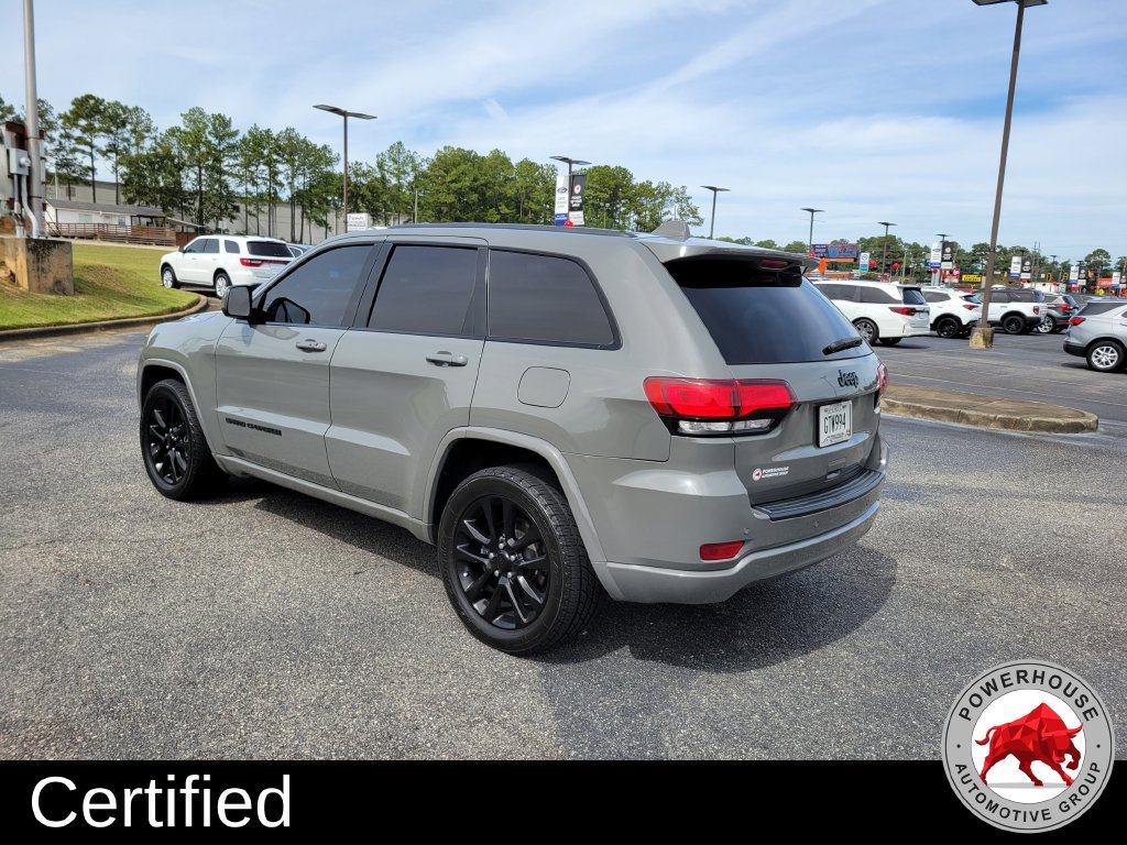Used 2020 Jeep Grand Cherokee Altitude RWD image 4