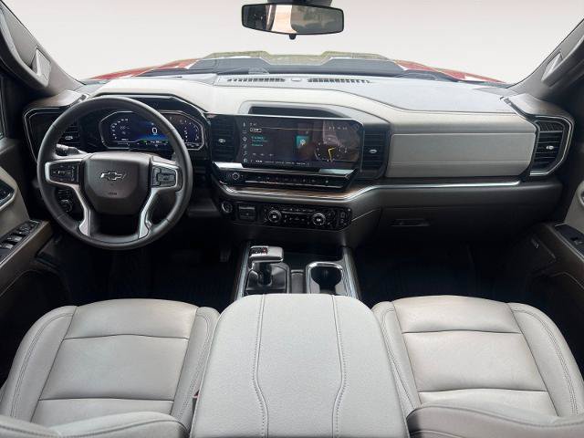 Used 2024 Chevrolet Silverado 1500 LT Trail Boss w/ LT Trail Boss Premium Package AWD/4WD image 10