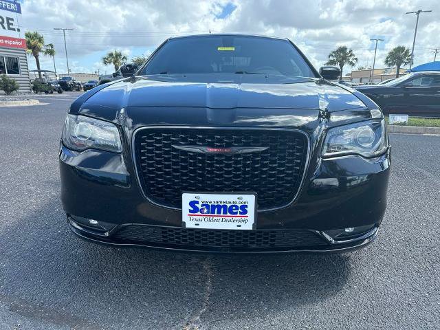 Used 2023 Chrysler 300 S RWD image 7