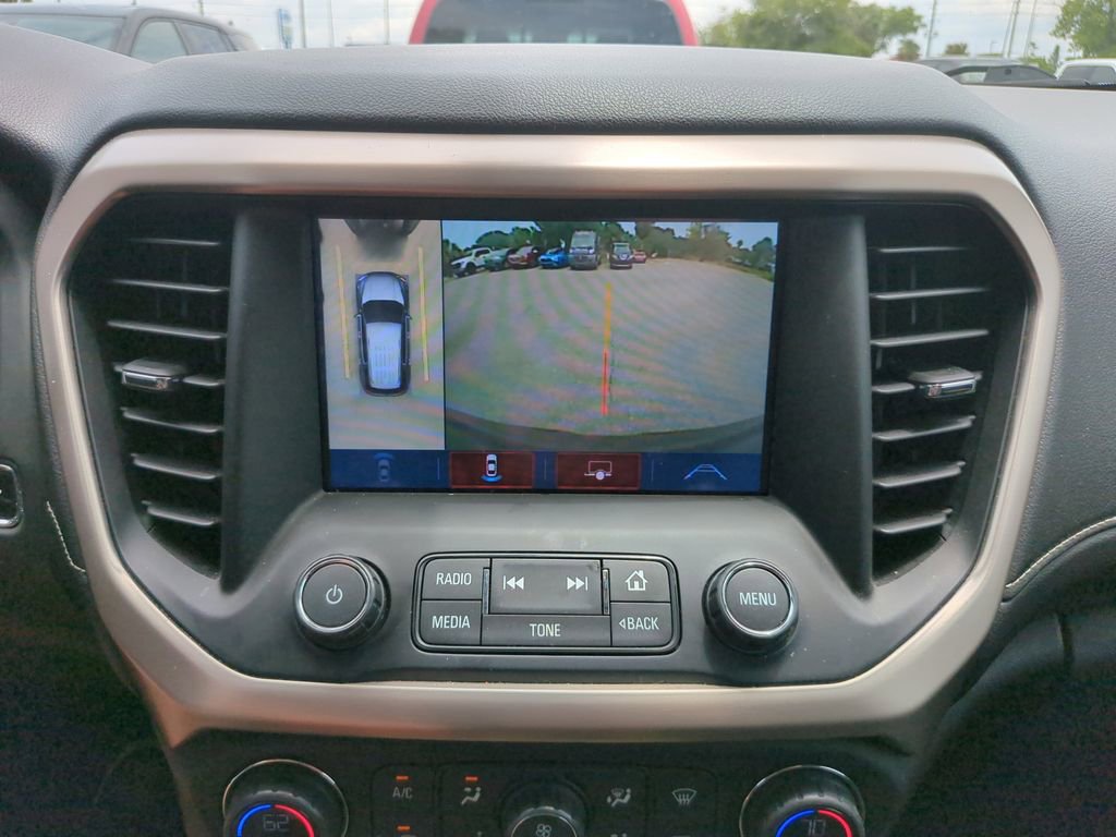 Used 2018 GMC Acadia Denali w/ Technology Package FWD image 23