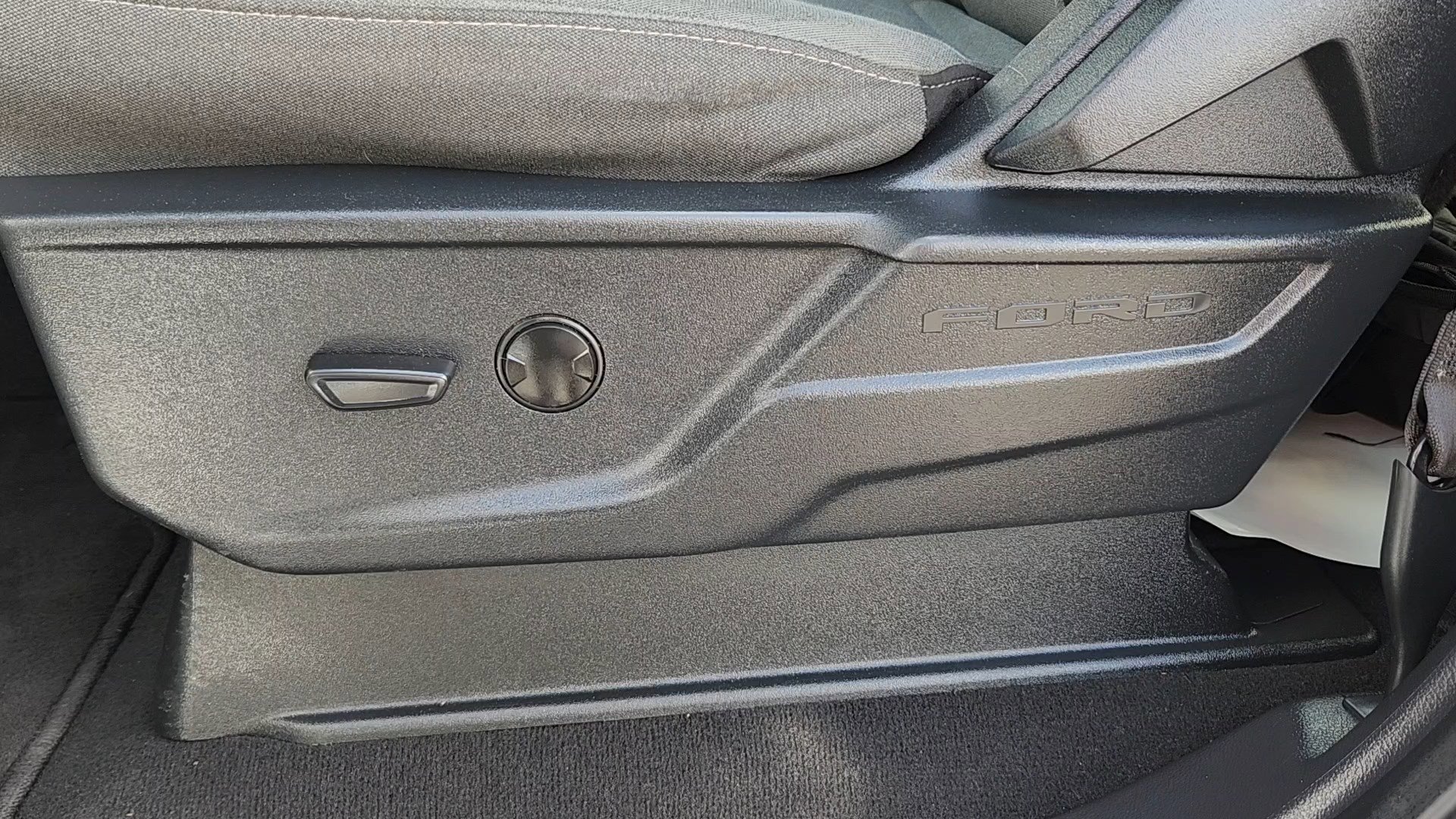 Certified 2024 Ford F250 XLT image 9