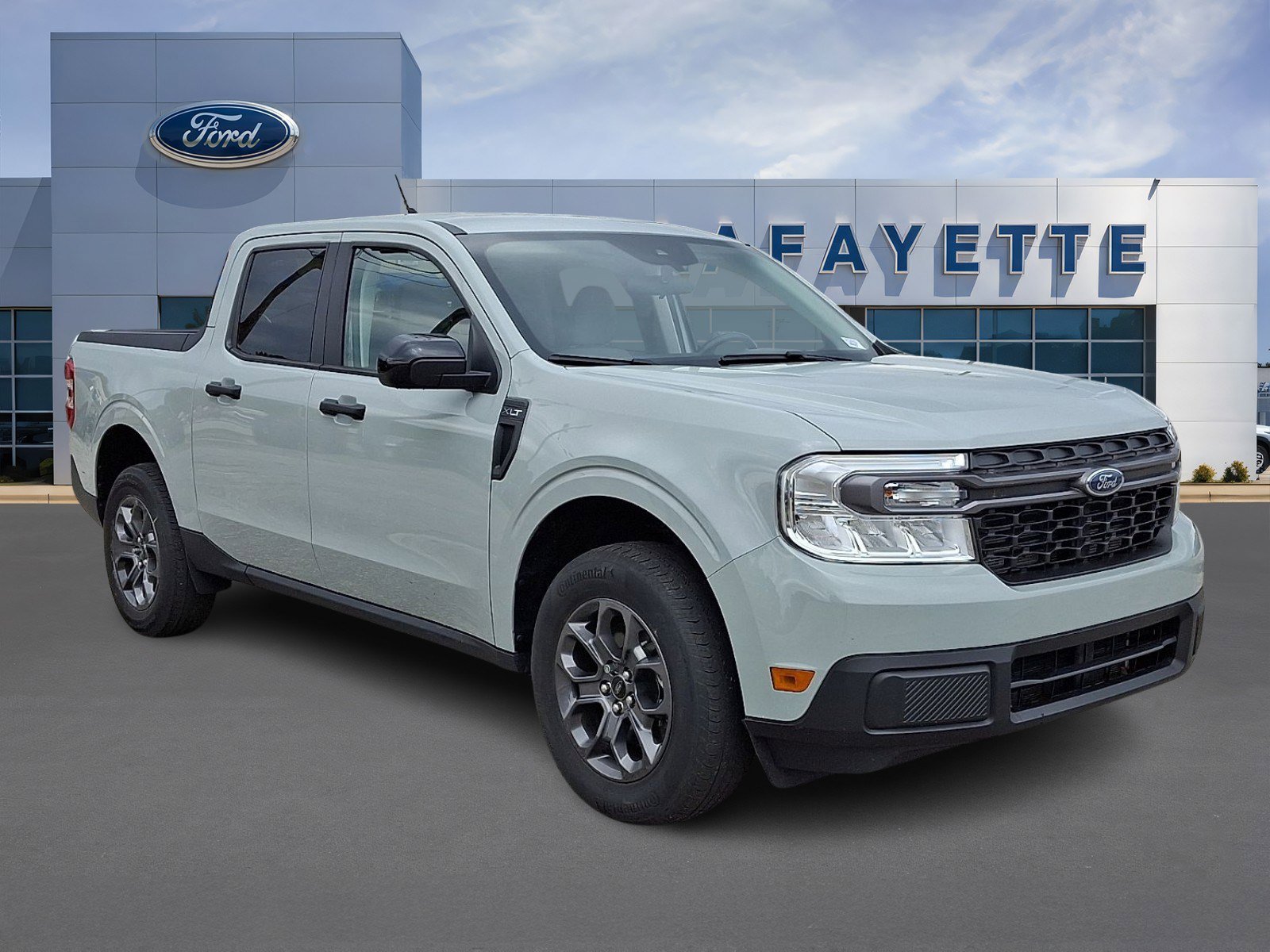 Certified 2024 Ford Maverick XLT w/ XLT Luxury Package FWD image 1