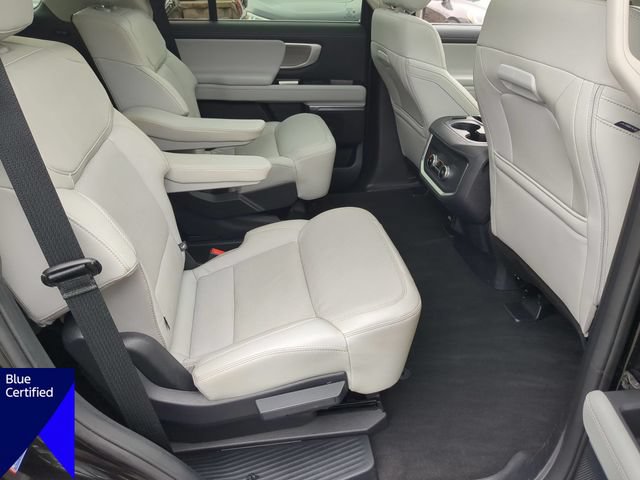 Certified 2025 Ford Expedition Platinum AWD/4WD image 35