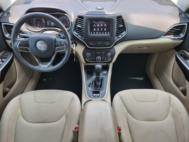 Used 2019 Jeep Cherokee Latitude w/ Popular Appearance Group FWD image 26