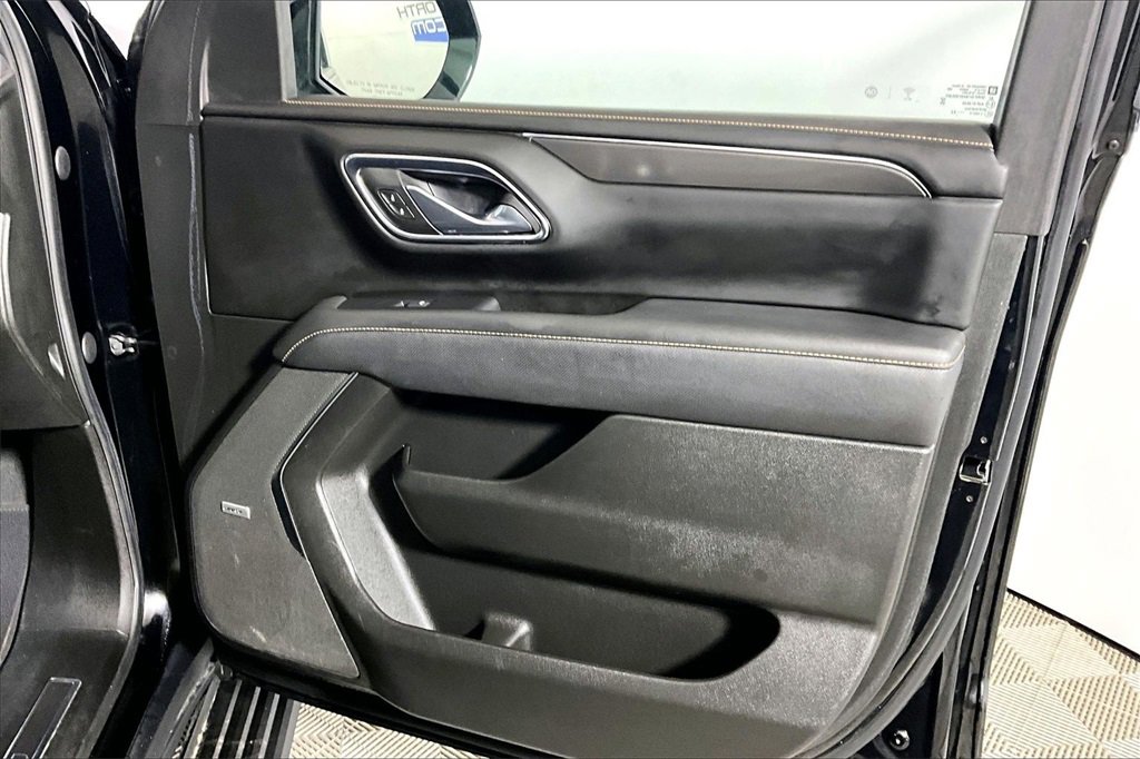 Used 2023 GMC Yukon AT4 w/ AT4 Premium Plus Package image 19