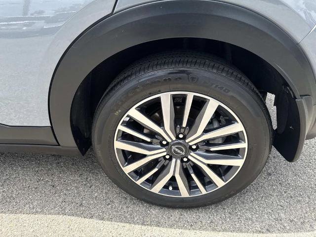 Used 2024 Nissan Kicks SV FWD image 9