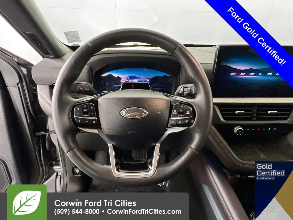 Certified 2025 Ford Explorer Platinum w/ LUX Leather Package image 8