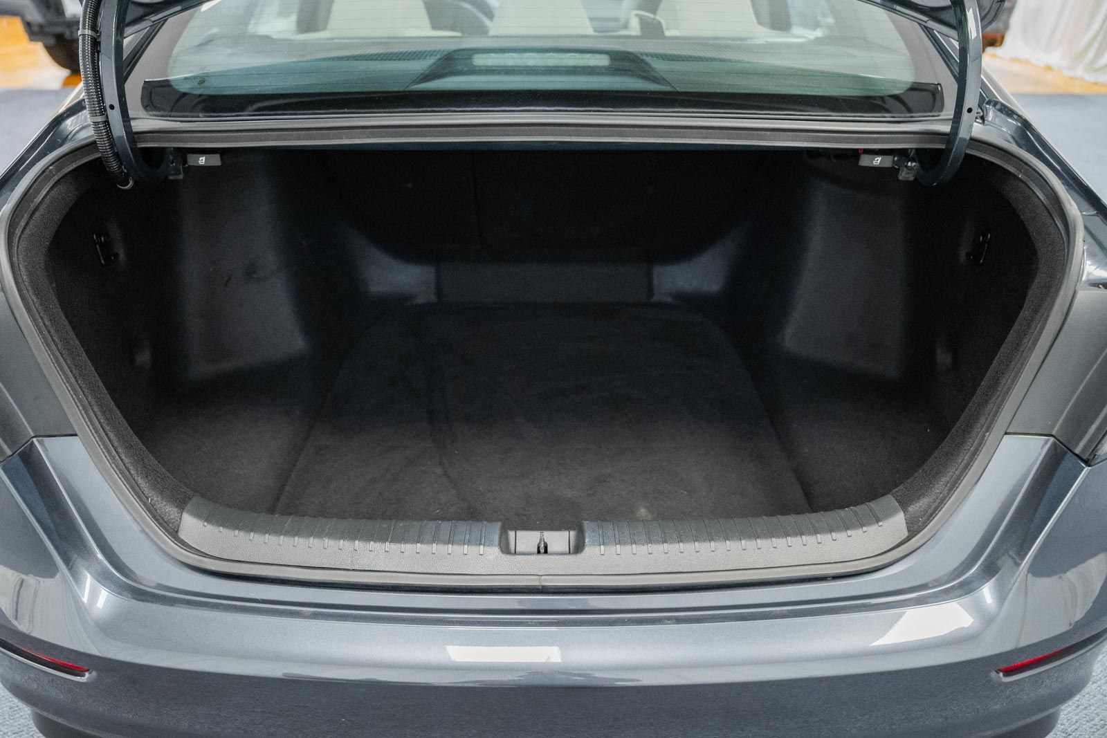 Used 2024 Honda Accord EX image 7