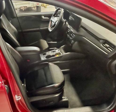 Certified 2024 Ford Escape ST-Line Select w/ Tech Pack #2 image 12