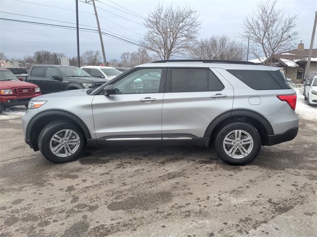 Certified 2022 Ford Explorer XLT w/ Equipment Group 202A image 12