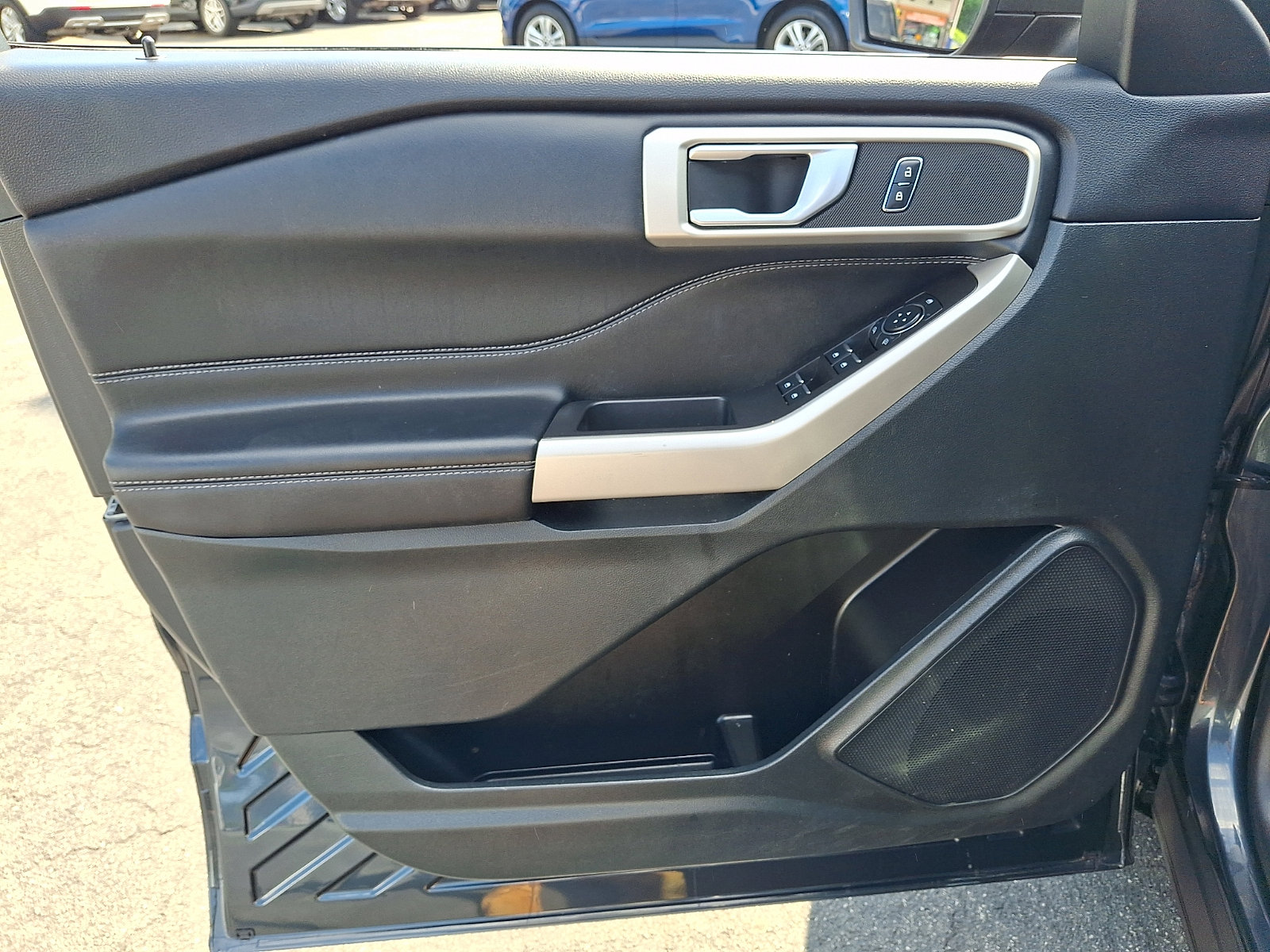 Certified 2023 Ford Explorer XLT AWD/4WD image 13