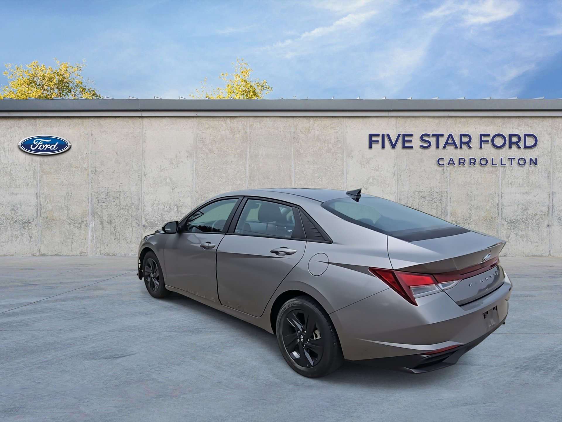 Used 2022 Hyundai Elantra SEL FWD image 6