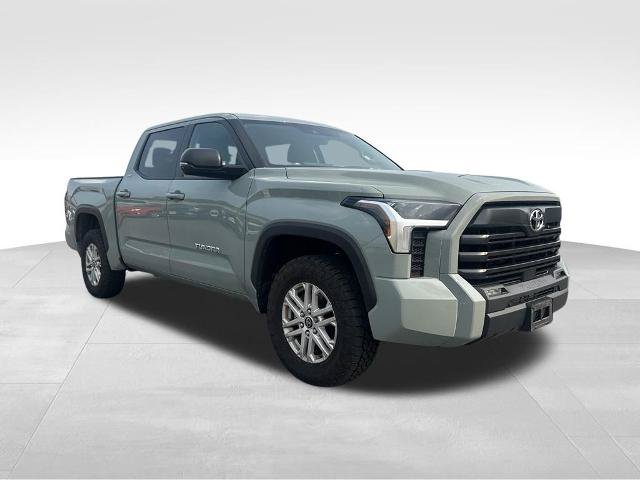 Used 2024 Toyota Tundra SR5 w/ SR5 Premium Package AWD/4WD image 7