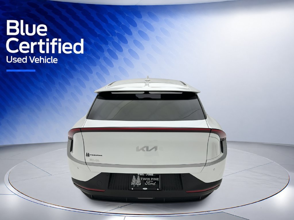 Used 2024 Kia EV6 Light AWD/4WD image 7
