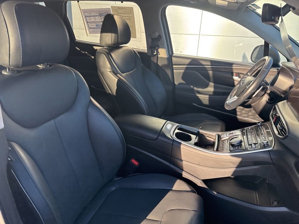 Used 2023 Hyundai Santa Fe Limited image 32