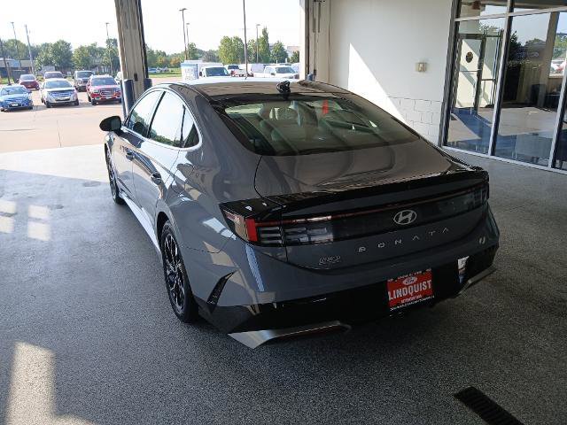 Used 2024 Hyundai Sonata SEL image 3
