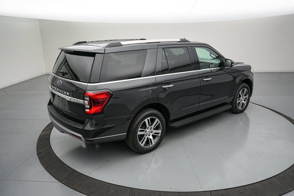 Certified 2024 Ford Expedition Limited AWD/4WD image 4