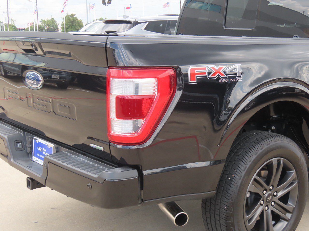 Certified 2022 Ford F150 Lariat AWD/4WD image 10