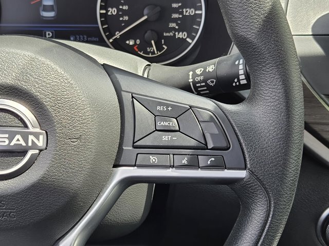 Used 2025 Nissan Altima 2.5 SV FWD image 15