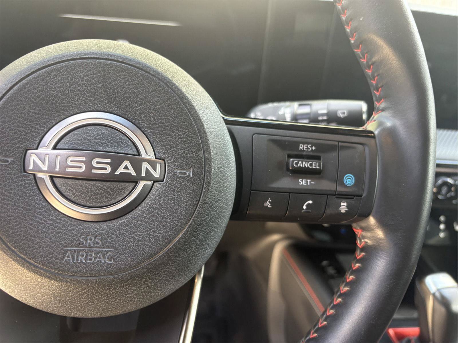 Used 2025 Nissan Kicks SR w/ SR Premium Package FWD image 16