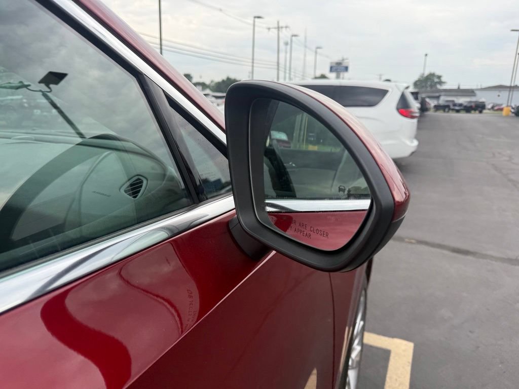 Used 2023 Buick Envision Avenir AWD/4WD image 9