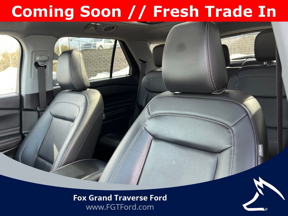Certified 2023 Ford Explorer XLT w/ Equipment Group 202A AWD/4WD image 18