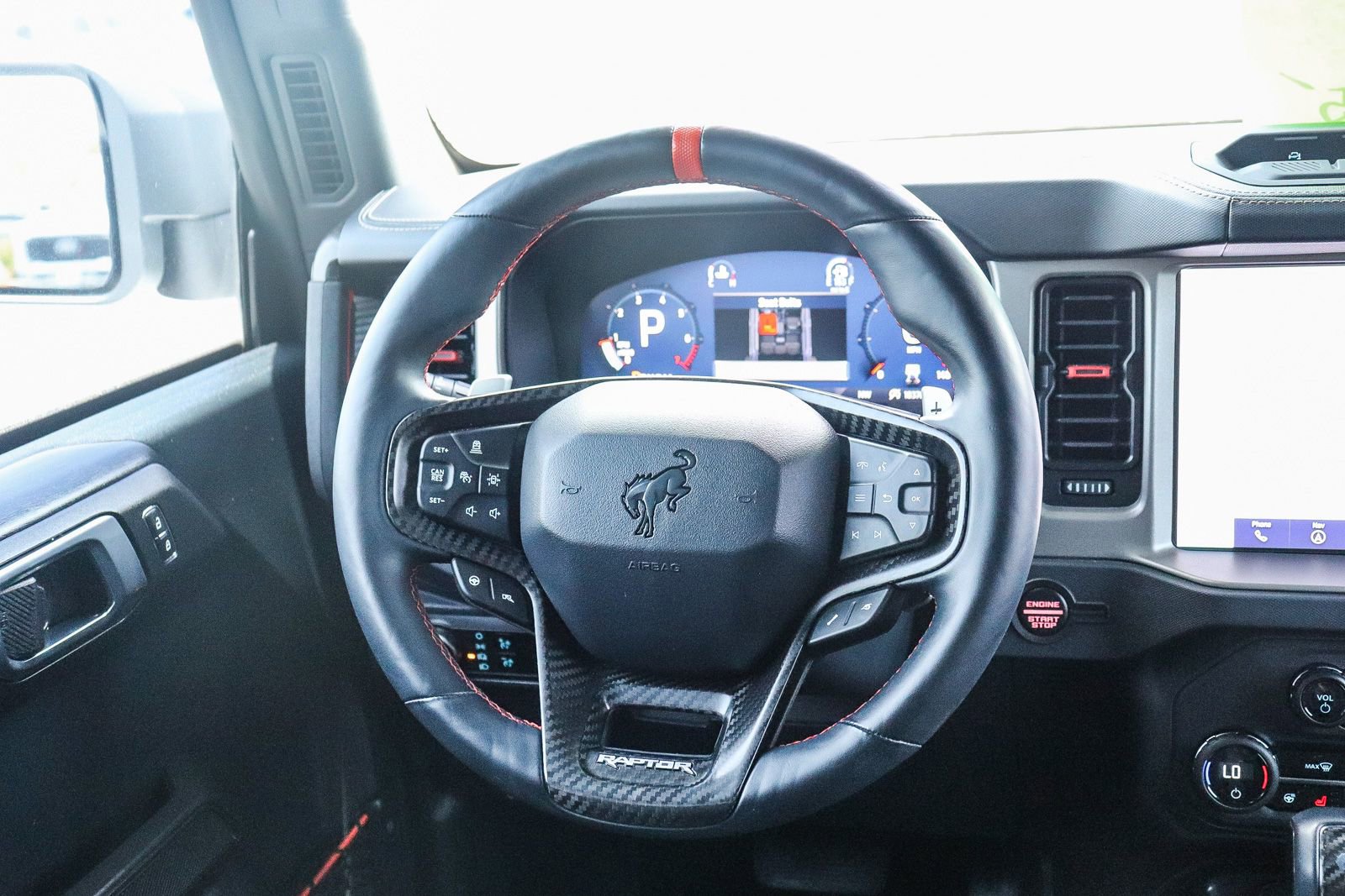 Certified 2024 Ford Bronco Raptor w/ Interior Carbon Fiber Pack 6 AWD/4WD image 15