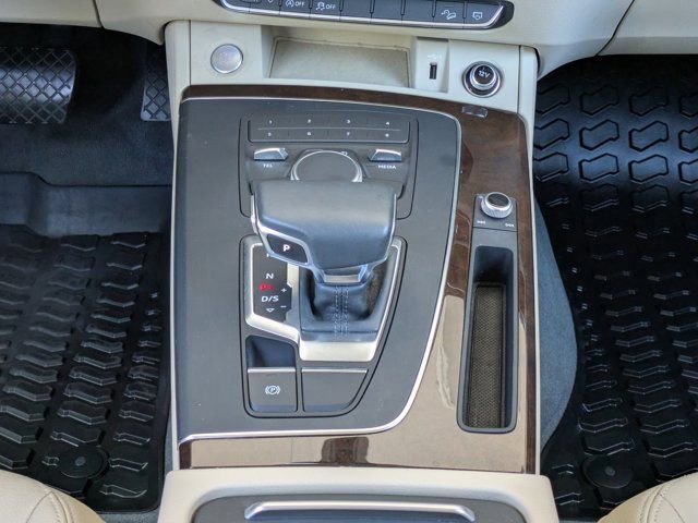 Used 2019 Audi Q5 2.0T Premium w/ Convenience Package image 20