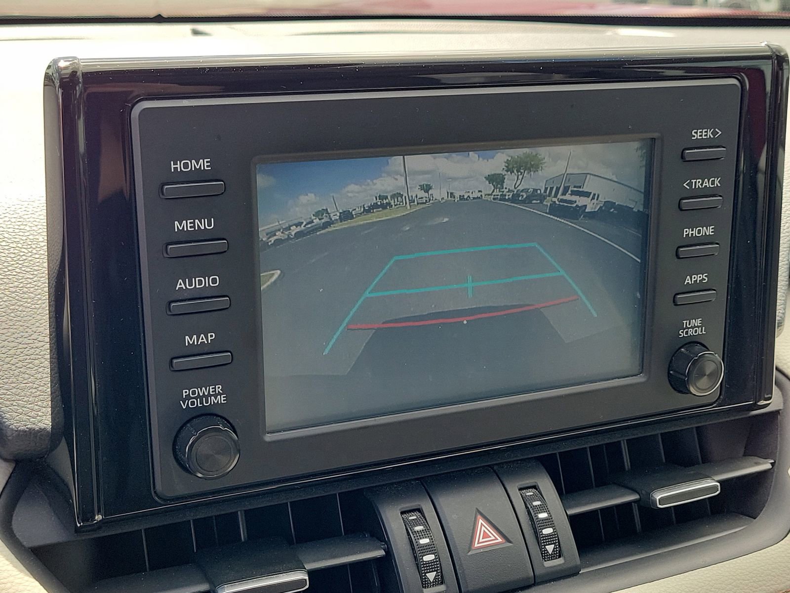 Used 2019 Toyota RAV4 XLE Premium FWD image 25