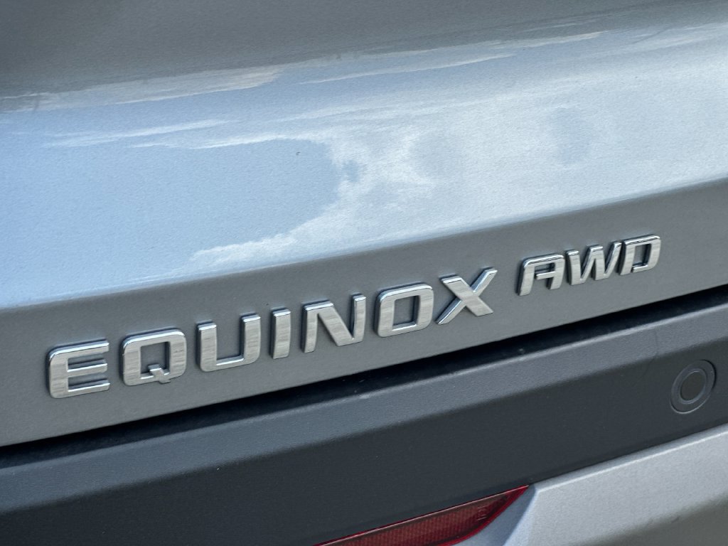 Used 2025 Chevrolet Equinox LT AWD/4WD image 28