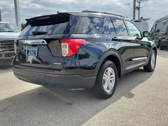 Certified 2022 Ford Explorer XLT AWD/4WD image 6