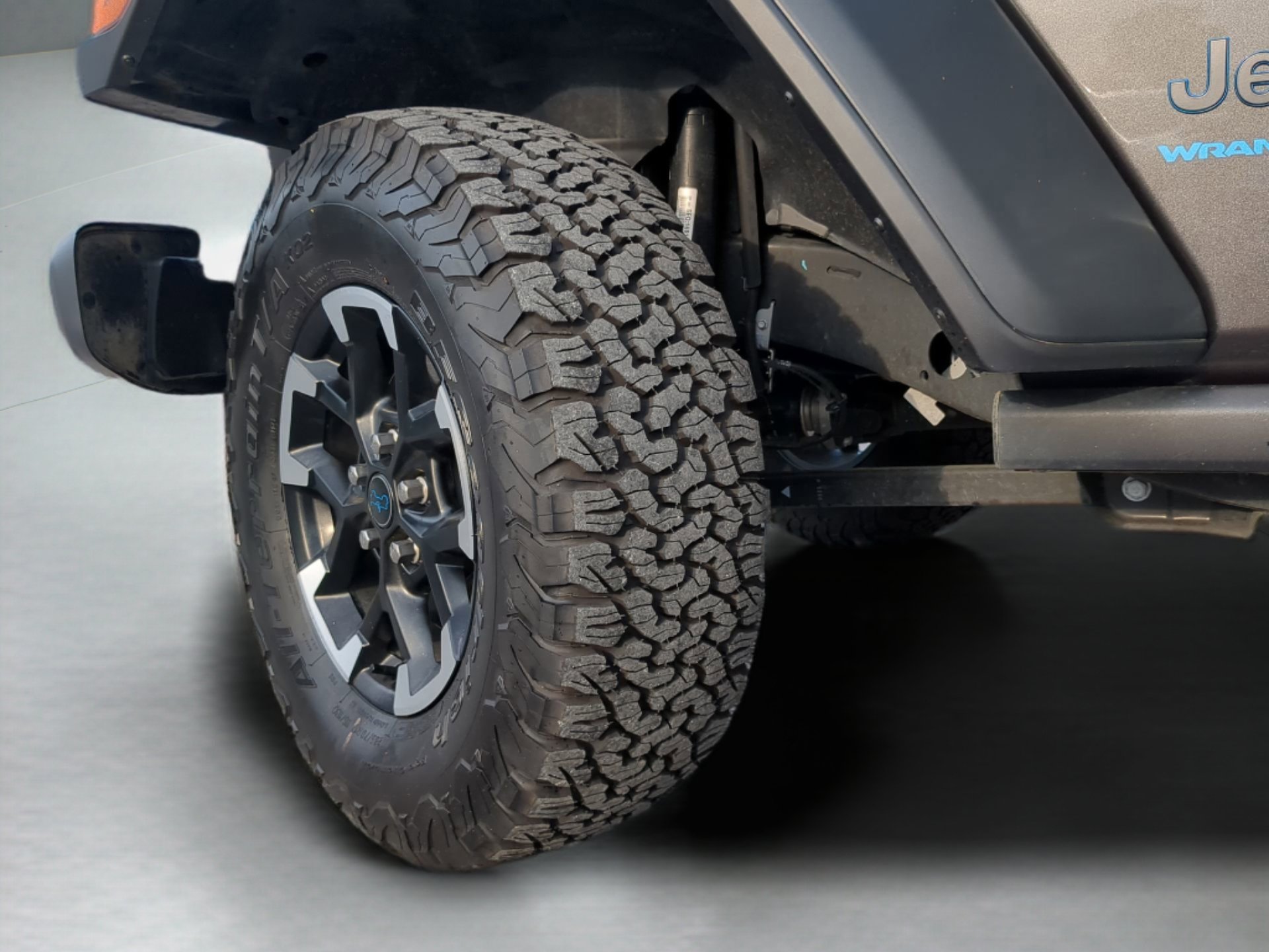 Used 2025 Jeep Wrangler Rubicon w/ Convenience Group image 64