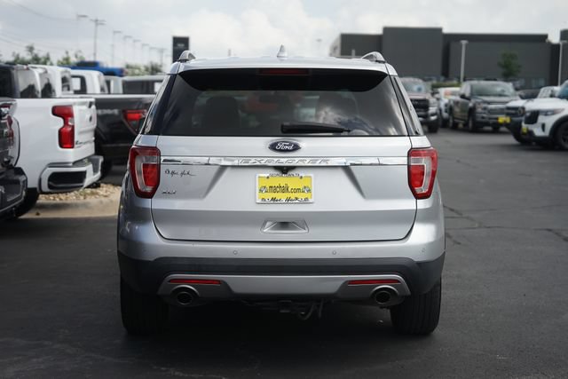 Certified 2017 Ford Explorer XLT w/ Equipment Group 202A FWD image 7
