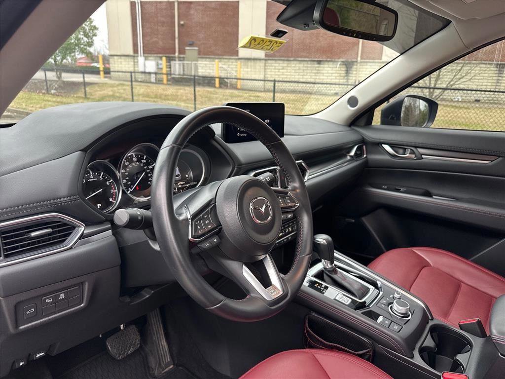 Used 2023 MAZDA CX-5 Carbon Edition image 11