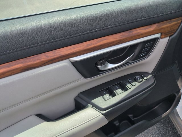 Used 2019 Honda CR-V Touring image 14